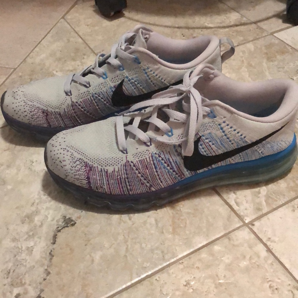 Men’s Nike Flyknit Max